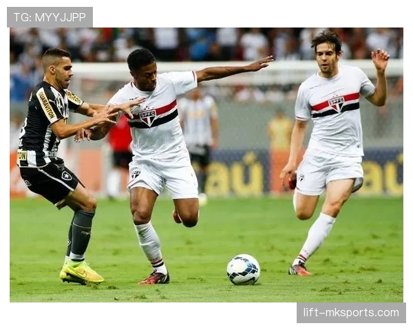 圣埃蒂安中场组织能力持续增强，助力球队全力争胜关键战役