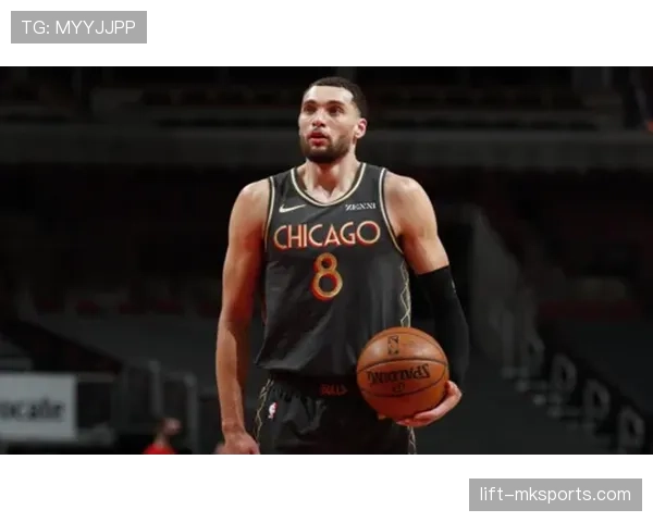 扎克·拉文突破拉开防守空档 提升球队关键得分效率